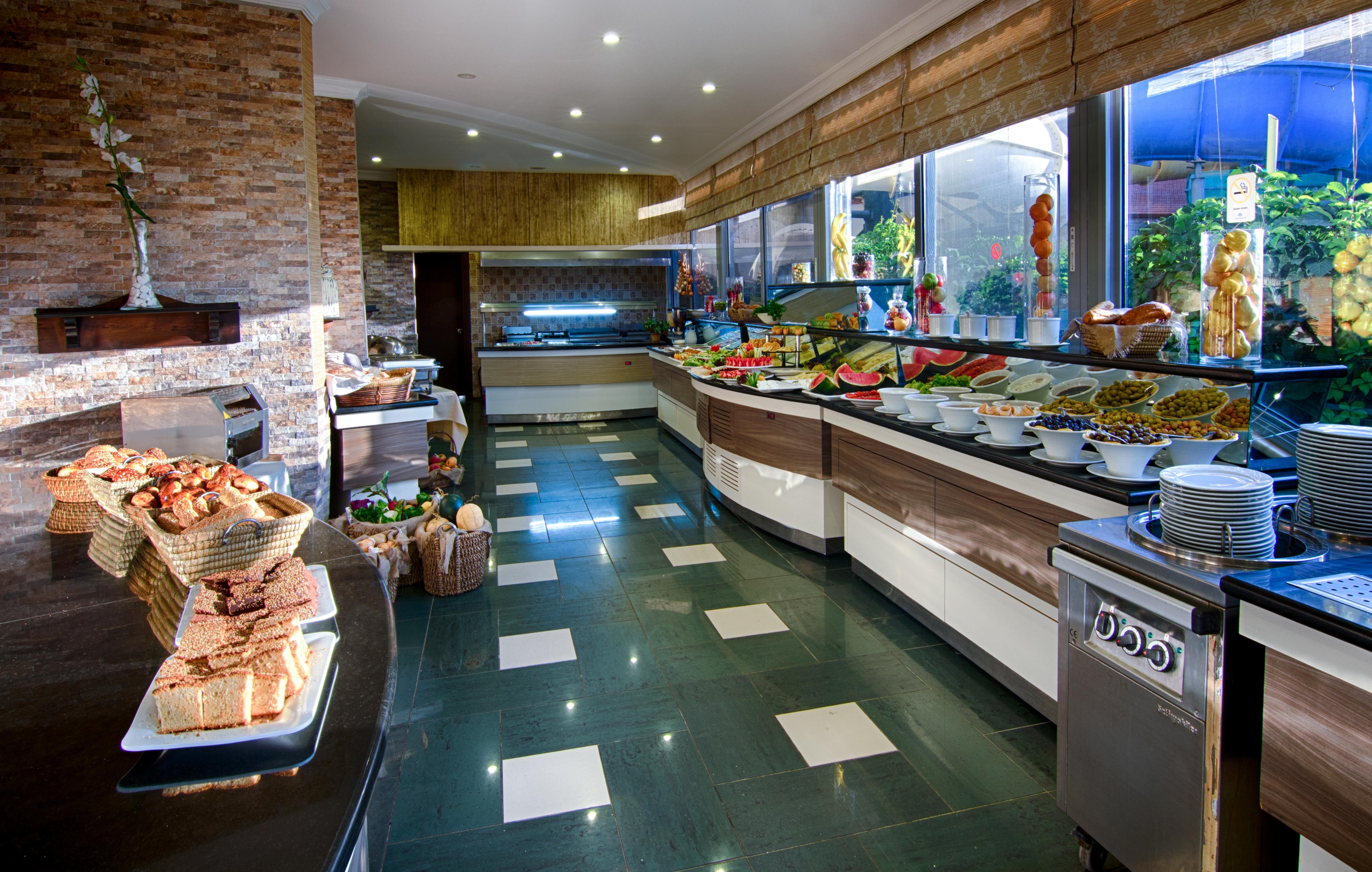 Romance Otel